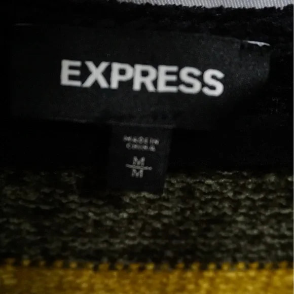 ‼️LAST CALL Express 3/4 Sleeve Sweater - Picture 3 of 4